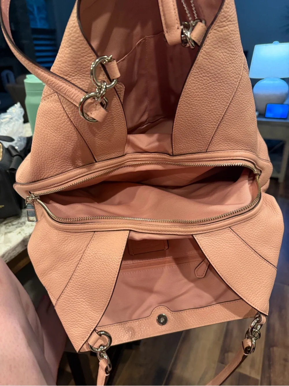 Coach pink Lexy bag #coach #purse #pink